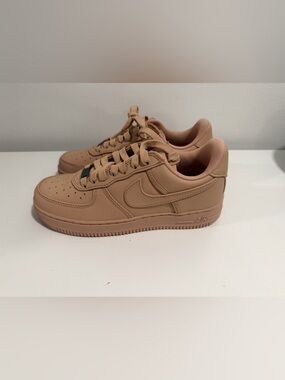 Nike Air Force 1 Low Retro PRM Shoe